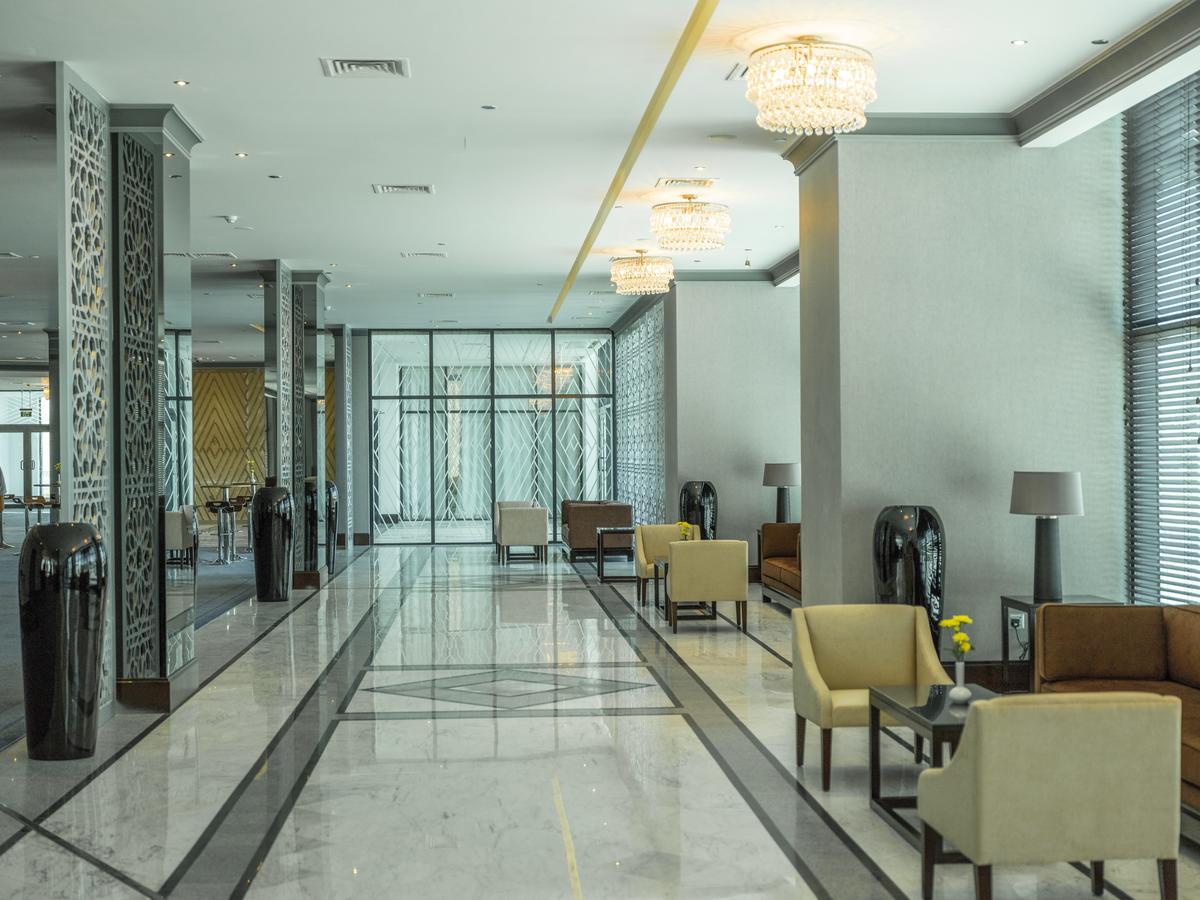 Retaj Salwa Resort & Spa Doha Luaran gambar Lobby