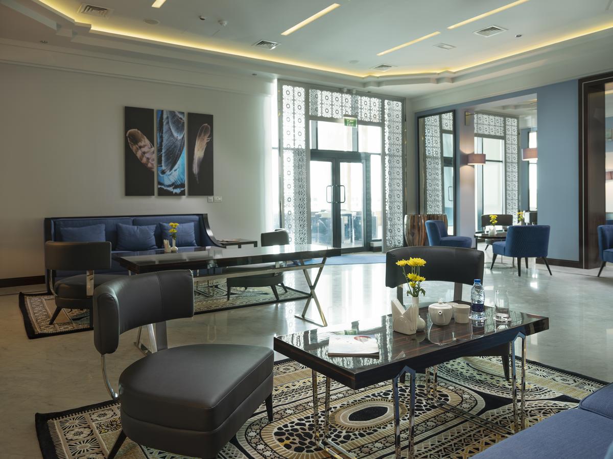 Retaj Salwa Resort & Spa Doha Luaran gambar The lobby of the hotel