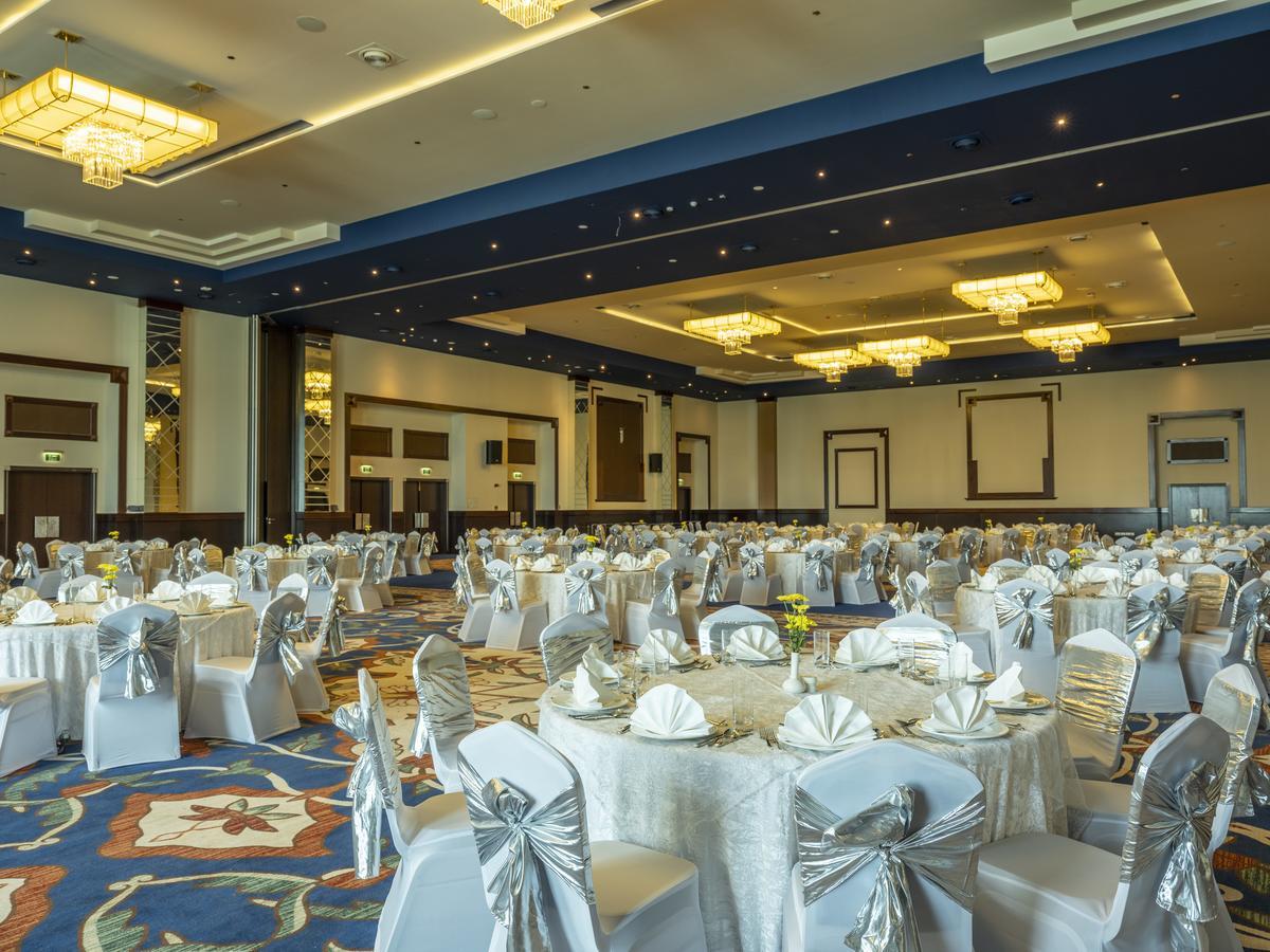 Retaj Salwa Resort & Spa Doha Luaran gambar The Grand Ballroom