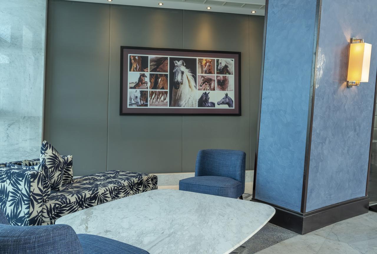 Retaj Salwa Resort & Spa Doha Luaran gambar The interior of the hotel